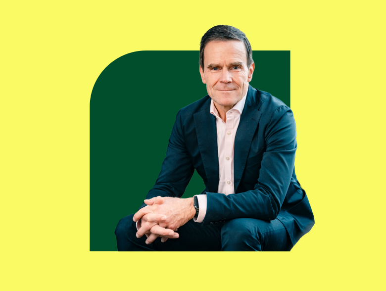 Cut-out-portrait_background-colours_single-shape_4.png