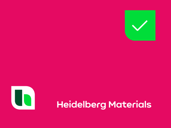 logo background colour red